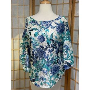 Draper's and Damons Sm Lace/Rhinestone Blouse